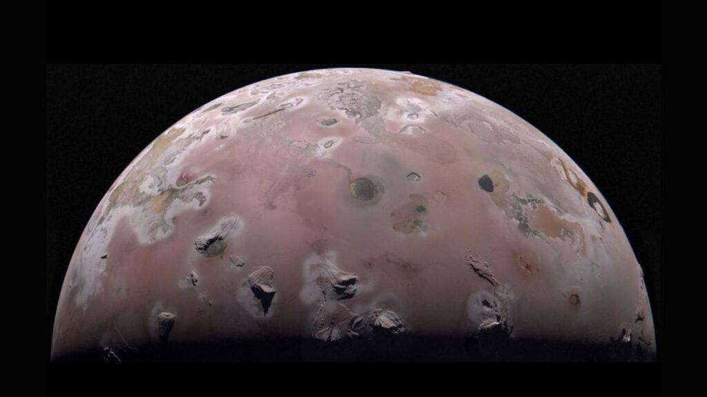 NASA Engineers Rescue JunoCam with Deep-Space Heating Hack