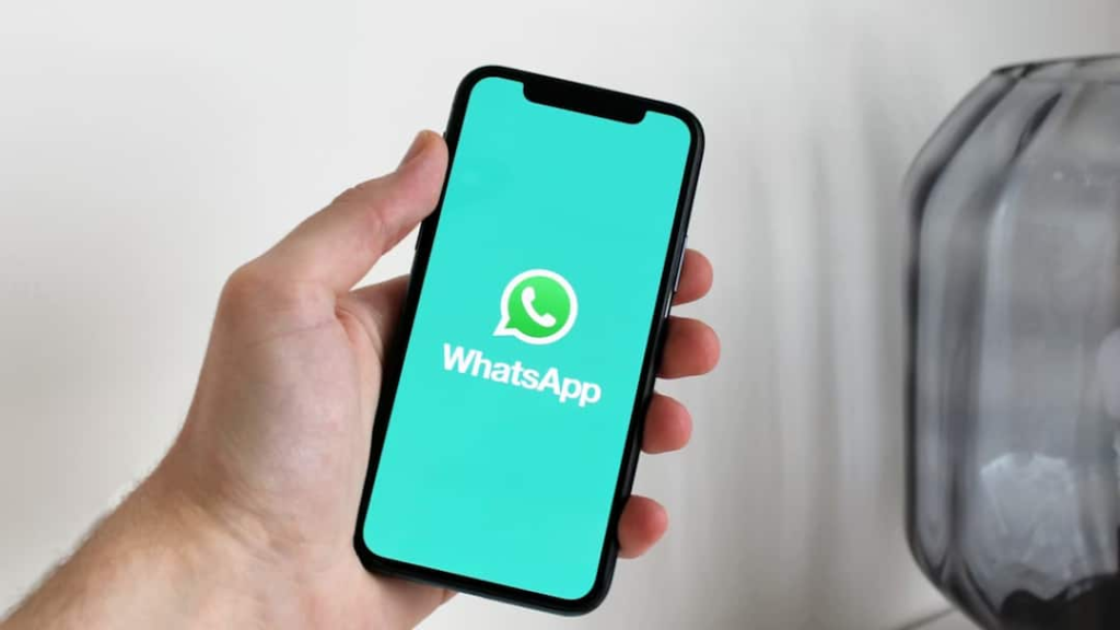 Chatting on WhatsApp will become even easier, company will do this to remove spam