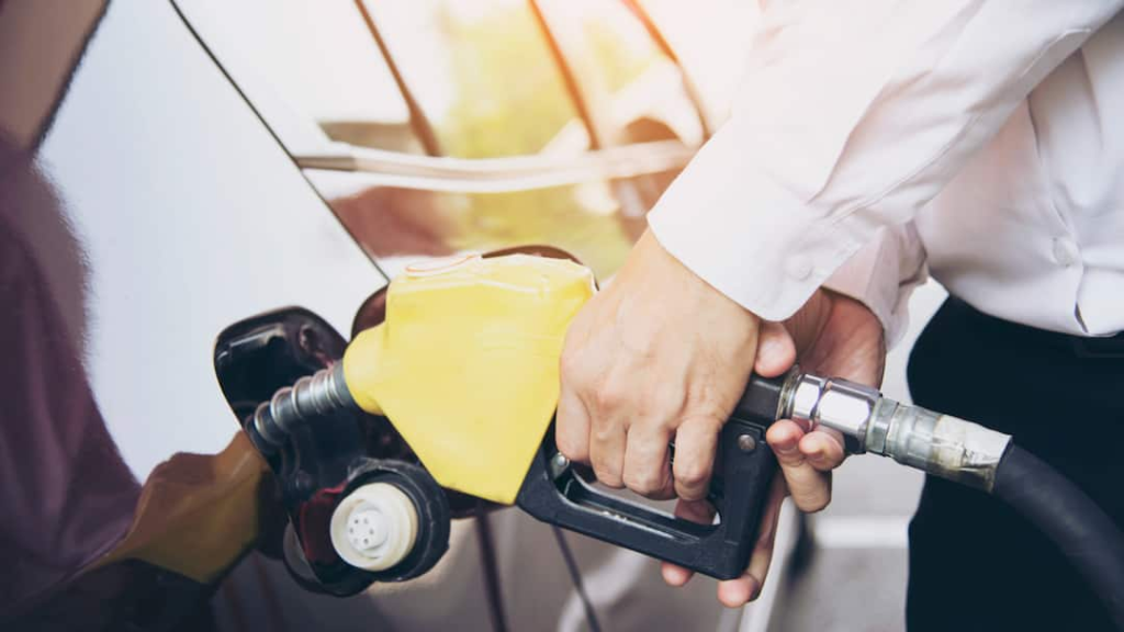 How do employees make mistakes in petrol pump machines? You can catch the bag with this technique