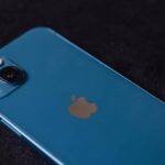 What is the Blue Arrow visible in iPhone? 90% users do not know its real meaning