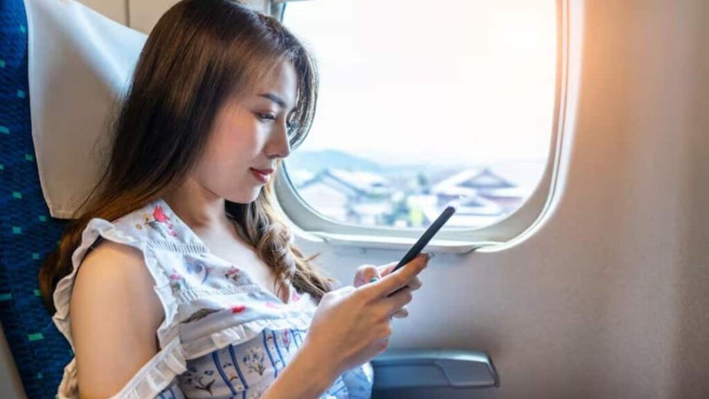 Does smartphone charge faster on Airplane Mode, know what is the truth?